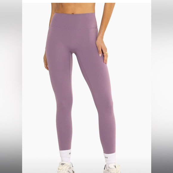 SET ACTIVE Pants - New Set Active Sport body Leggings in Nightfall